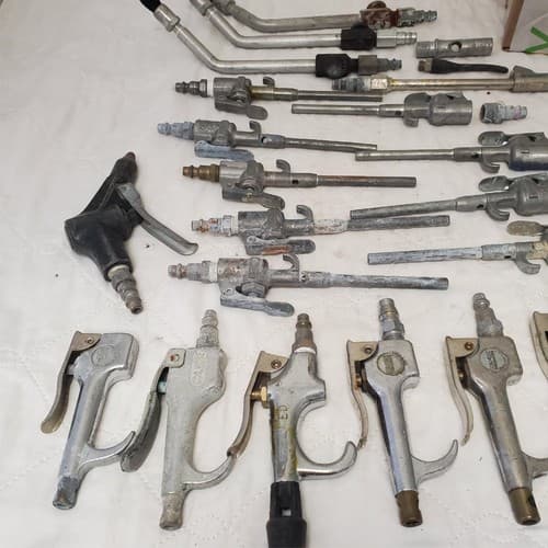 Lot of Various Air Blow Hoses & other Tools LOT 683 - Thumbnail 5