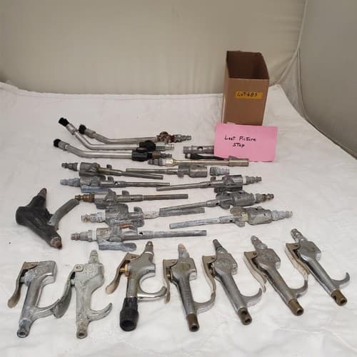 Lot of Various Air Blow Hoses & other Tools LOT 683 - Thumbnail 18