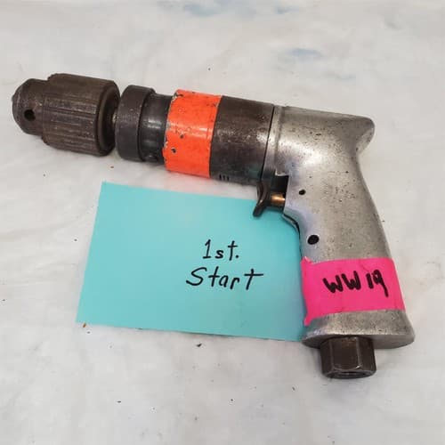 chicago Pneumatic 3217 PushY Pistol Grip Pneumatic Air Drill Air Tool WW-19 - Image 1