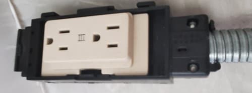 Vintage Byrne Double Block Raceway Office Receptacles Circuit - Thumbnail 5