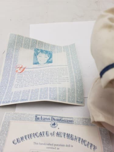 The Ashton Drake Galleries Justin Boy Porcelain Doll By Yolanda Bello - Thumbnail 3