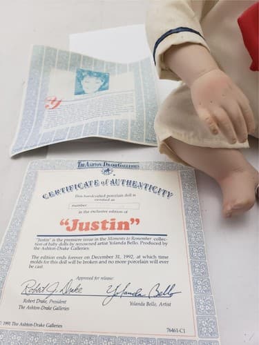 The Ashton Drake Galleries Justin Boy Porcelain Doll By Yolanda Bello - Thumbnail 4