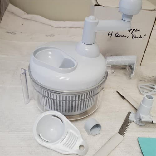 PERFECT CHOPPER w/ 3 Blade Cutter - As Seen On TV - Thumbnail 4