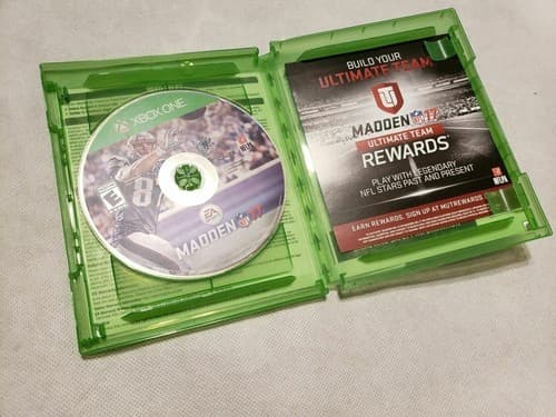 Madden NFL 17 (Microsoft Xbox One, 2016) - Thumbnail 2