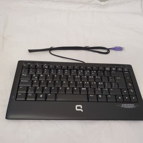 HP Compaq Ps/2 Latin America Keyboard 505055-161 Excellent Condition - Thumbnail 3