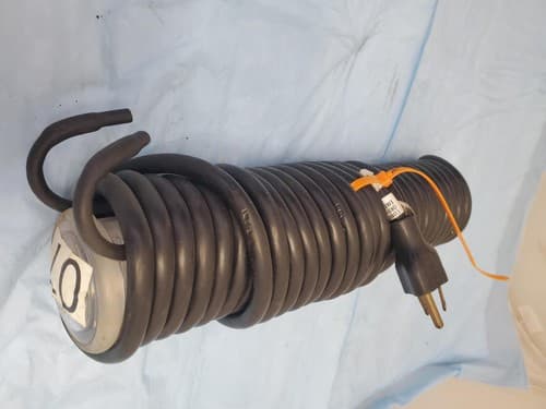 Stubby II General Manufacturing 13 Watt Fluorescent Light - AHP - Image 1