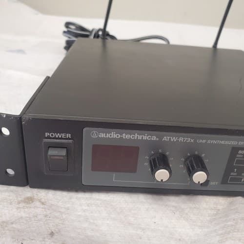 Vintage Audio-Technica ATW-R73x UHF Receiver 120V 60hz 9W - Rackmountable - Thumbnail 4