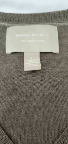 Banana Republic 100% Merino Wool Brown V-Neck Men's Sweater Size Large - Thumbnail 2