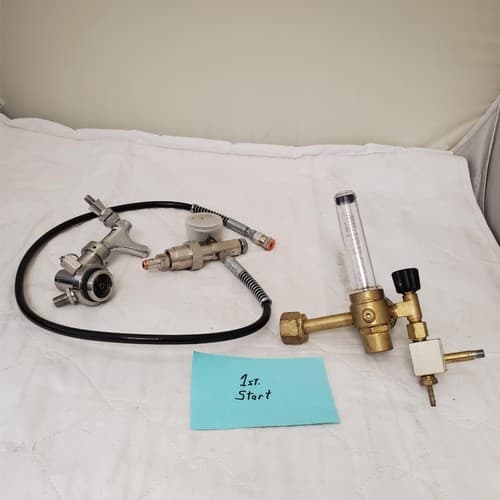 Argon Flowmeters Regulator with Gas Hose & Valves Regulators - Image 1
