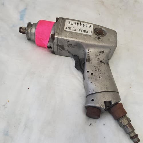 Chicago Pneumatic Air Impact Wrench Gun 3/8" Drive Reversible Air Tool MT-16 - Thumbnail 4