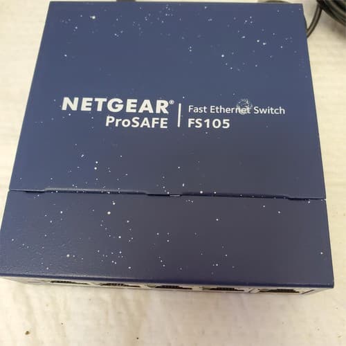 Netgear ProSAFE FS105 5 Port Fast Ethernet Switch - Thumbnail 2
