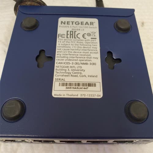 Netgear ProSAFE FS105 5 Port Fast Ethernet Switch - Thumbnail 4
