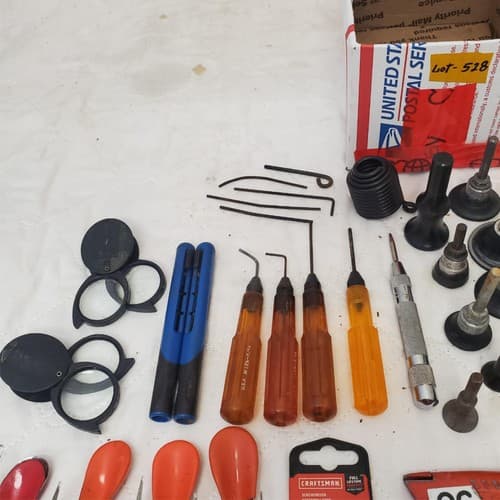 Vintage Screwdrivers Picks Wrenches Cutters & More Mixed Lot Hand Tools LOT-518 - Thumbnail 6