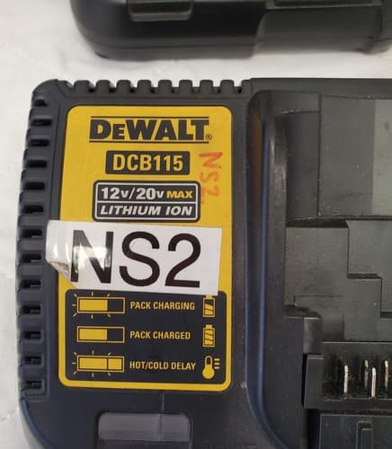 Lot of 2 Dewalt DCB115 RAPID 12-20V MAX FAST Battery Charger LOT-51 - Thumbnail 5