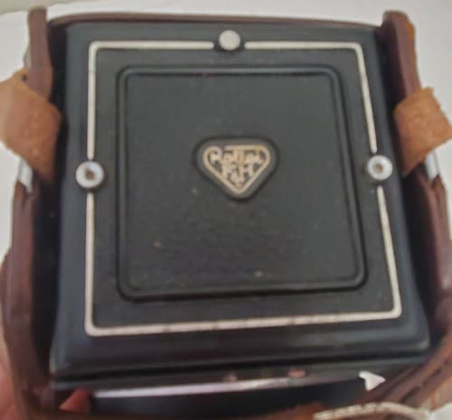 Vintage Rolleicord III Camera with Case Cover/accessories - Thumbnail 8