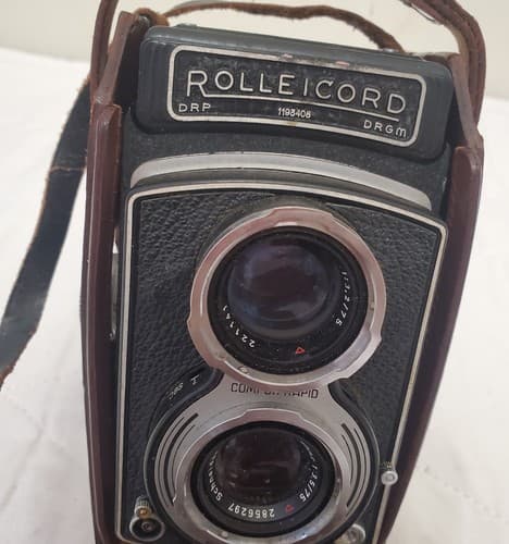 Vintage Rolleicord III Camera with Case Cover/accessories - Thumbnail 7