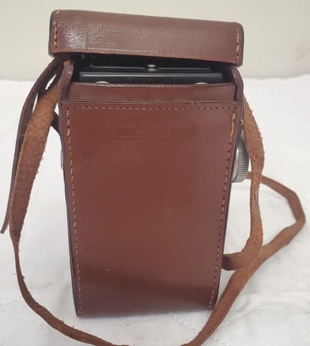 Vintage Rolleicord III Camera with Case Cover/accessories - Thumbnail 6