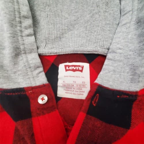 Levi's Women's Red Plaid Hoodie Long Sleeve Size XLarge - Thumbnail 3