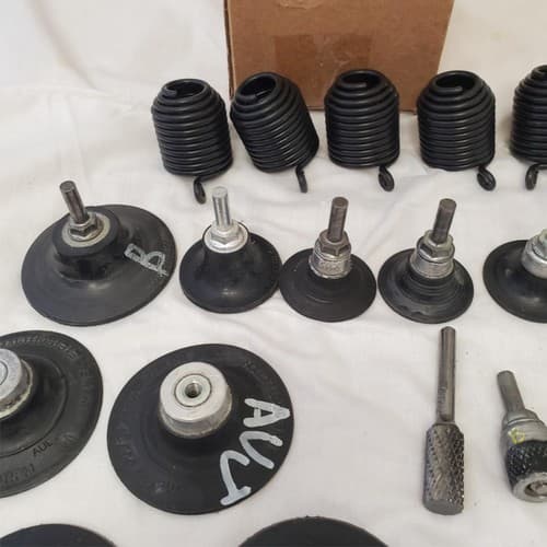 Lot of 20 Roll Lock Sanding Disc Rotary Pad Holder LOT-1040 - Thumbnail 8