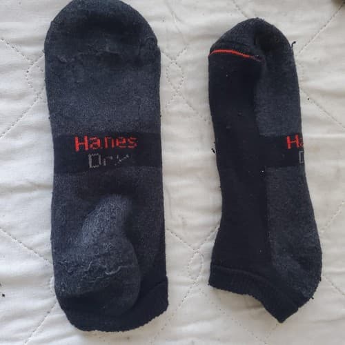 Lot of Assorted Multi Brand T-shirt, Jeans, Shorts & Socks Set - Thumbnail 13