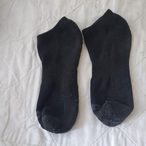 Lot of Assorted Multi Brand T-shirt, Jeans, Shorts & Socks Set - Thumbnail 15