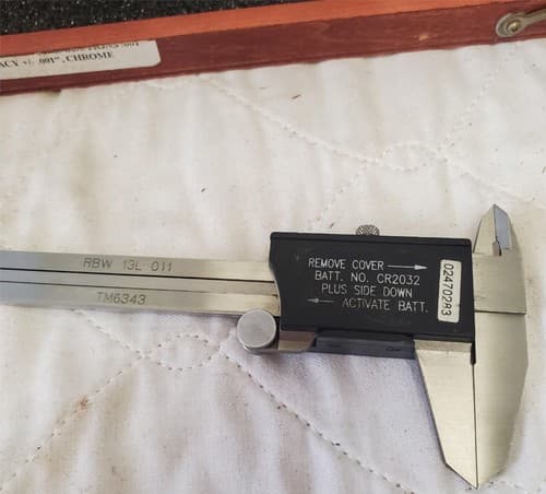 L. S. Starrett 0001"/0.03 mm Electronic Stainless Steel Digital Caliper Lot-1111 - Thumbnail 9