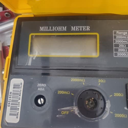 Lot of Assorted Plumbing and Pipe Fitting Tools with Chain Wrenches and Toolbox - Thumbnail 22