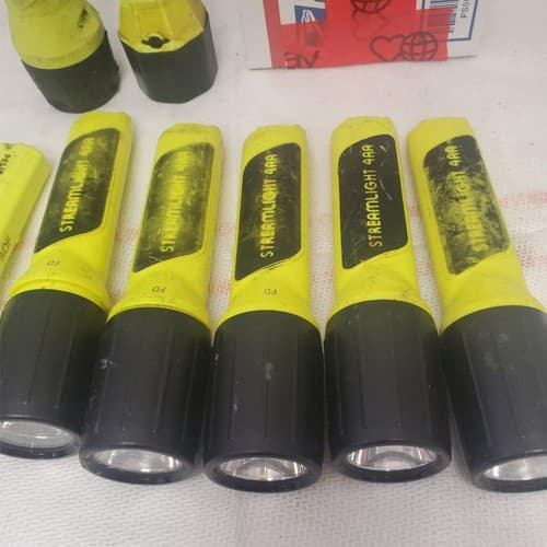 Lot of 8 Streamlight Flashlight 4AA LED LOT-1054 - Thumbnail 4