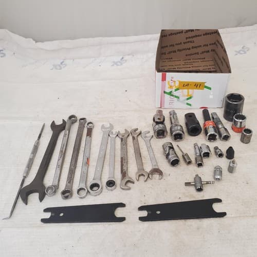 Lot of Assorted Double End Box Wrench, Combination Wrench & other Tools LOT 41 - Image 1