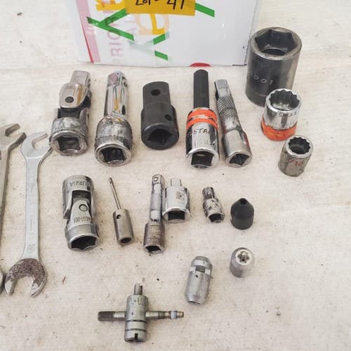 Lot of Assorted Double End Box Wrench, Combination Wrench & other Tools LOT 41 - Thumbnail 6