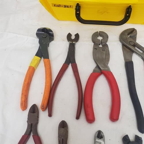 Lot of 11 Assorted Pliers Set Hand Tools for Gripping Cutting & Bending LOT-861 - Thumbnail 5