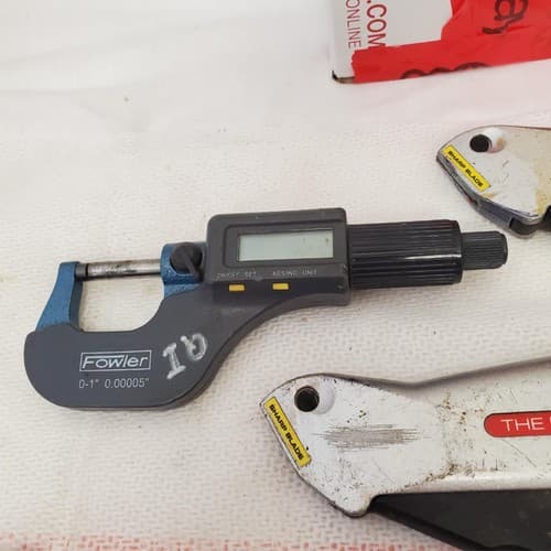 Lot of 6 Assorted Cable Tie Tensioners,Digital Micrometer, & more LOT-1046 - Thumbnail 6