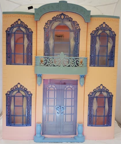 2001 Mattel Barbie Grand Hotel with Electronic Voice Features - Thumbnail 7