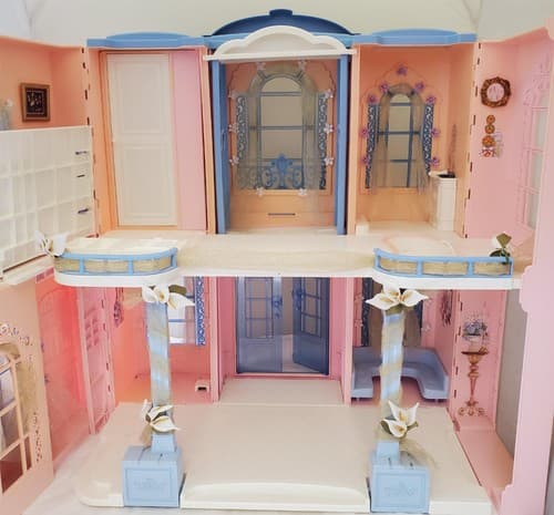 2001 Mattel Barbie Grand Hotel with Electronic Voice Features - Thumbnail 11
