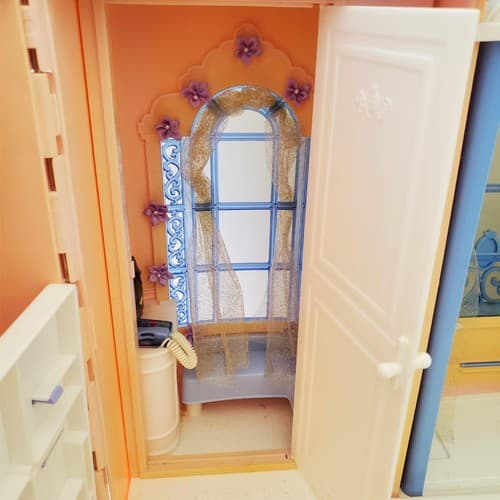 2001 Mattel Barbie Grand Hotel with Electronic Voice Features - Thumbnail 12