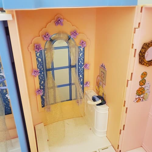 2001 Mattel Barbie Grand Hotel with Electronic Voice Features - Thumbnail 14