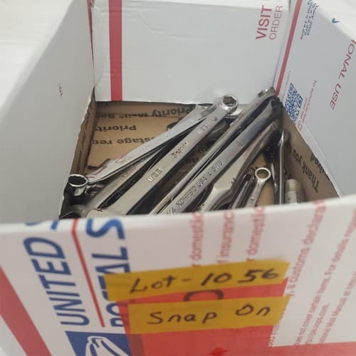 Lot of Snap on combination Wrench & Sockets LOT-1056 - Thumbnail 3