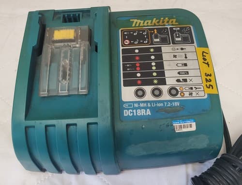 Makita DC18RA S 120V Rapid Battery Charger Li-Ion Fast Charging Tool LOT-325 - Image 1