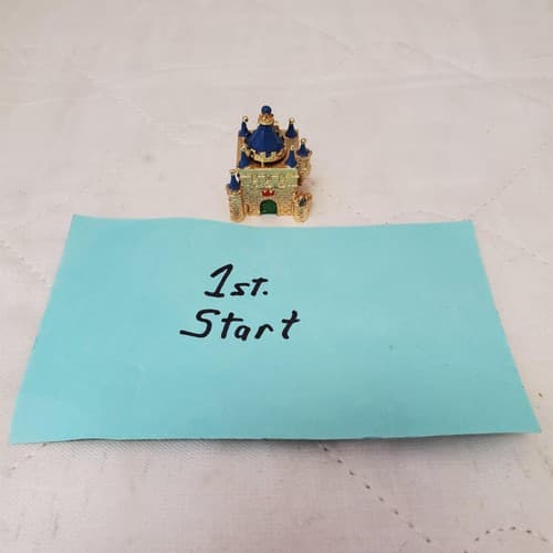 Vintage MSI 1987 Miniature Metal Castle Gaurd Princess Figurine Trinket Box - Image 1