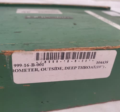 Large Frame Outside Micrometer Precision Measuring instrument with Case LOT-1104 - Thumbnail 5