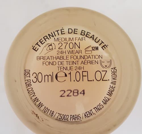 Gucci Luminous Matte Foundation 24H Wear Shade 2284 Airy Breathable Finish - Thumbnail 2