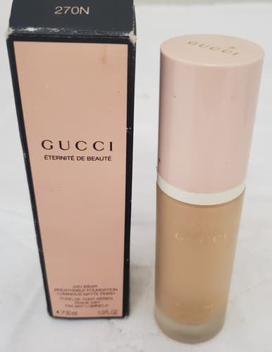 Gucci Luminous Matte Foundation 24H Wear Shade 2284 Airy Breathable Finish - Thumbnail 6