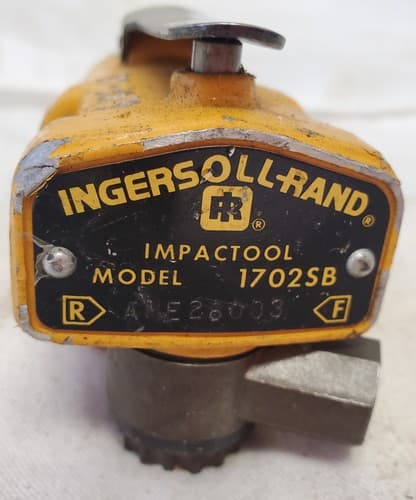 Ingersoll Rand 1702SB 38” Drive Impact Tool Air Tool AM80 - Thumbnail 4