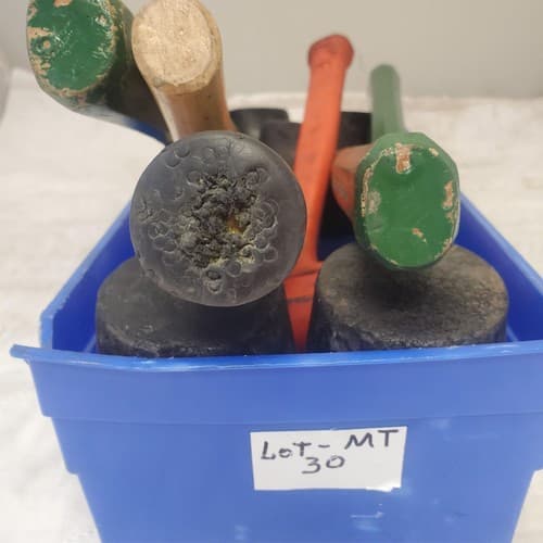 Lot of 7 Rubber Mallets Dead Blow Hammers and Brass Hammer Mixed Brand MT-30 - Thumbnail 3