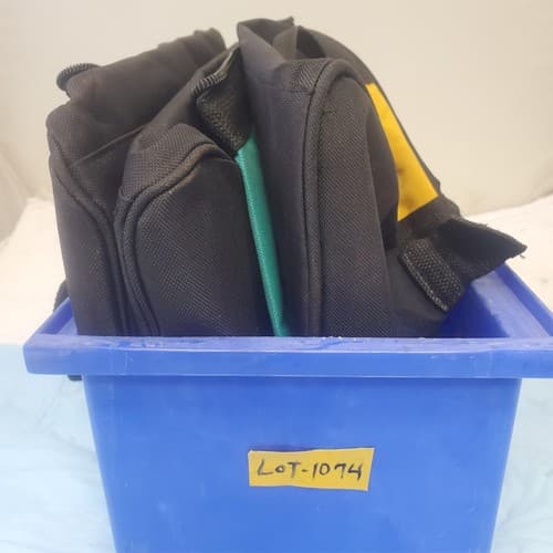 Lot of 3 Tool Bags 2 Makita & 1 DeWalt Soft-Sided Zipper Tote Bags LOT-1074 - Thumbnail 3