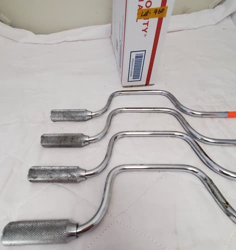 Lot OF 4 Speed Handle Socket Wrench 3/8" Drive LOT-990 - Thumbnail 4