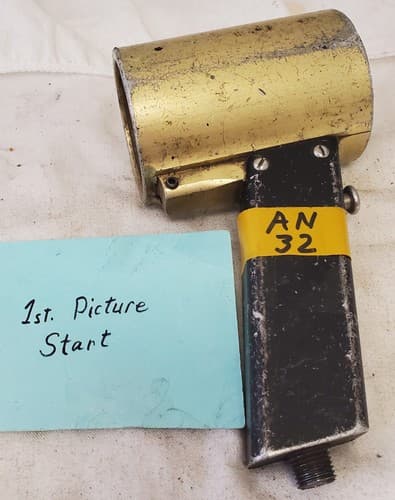 Vintage Pneumatic Rivet Gun Aircraft Tool AN32 - Image 1