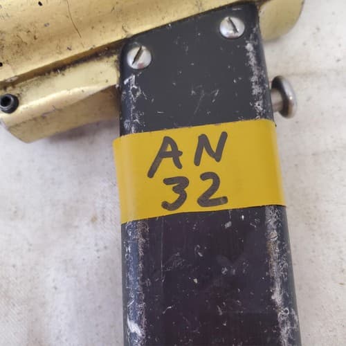 Vintage Pneumatic Rivet Gun Aircraft Tool AN32 - Thumbnail 2