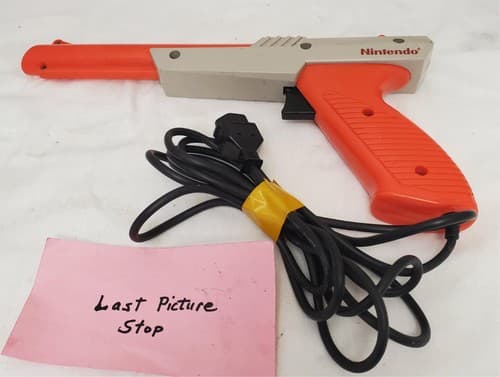 1985 Nintendo Zapper NES-005 Light Gun - Thumbnail 8