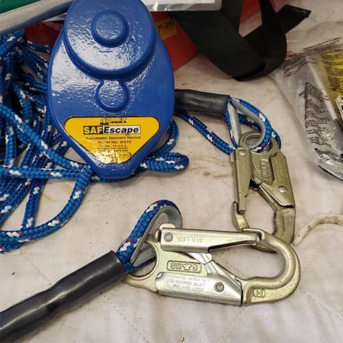 Lot of Automatic Dent Device, Rescue Backpack & Cross Arm Strap LOT 394 - Thumbnail 4